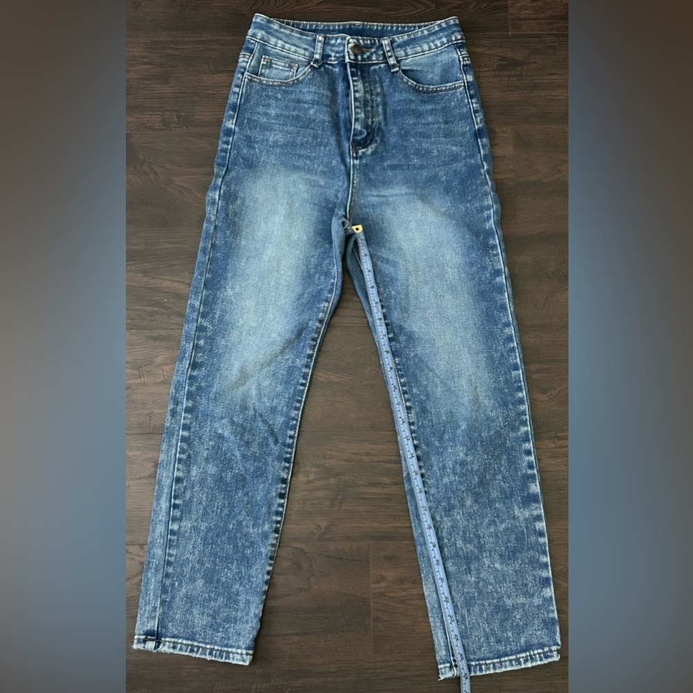 Medium Wash High Waist Straight Leg Jeans Size 26 - Picture 5 of 10